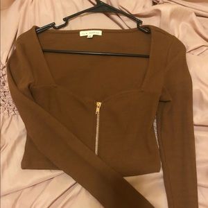 LA HEARTS ZIPPER RIBBED CROP TOP